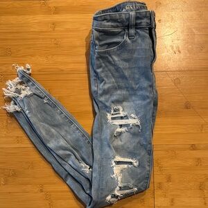 American Eagle Outfitters Women's Blue Distressed Jeans